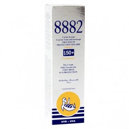 8882 Fond de Teint Anti-Bronzage Très Haute Protection SPF 50+ – Teinte Princesse – 30 ml